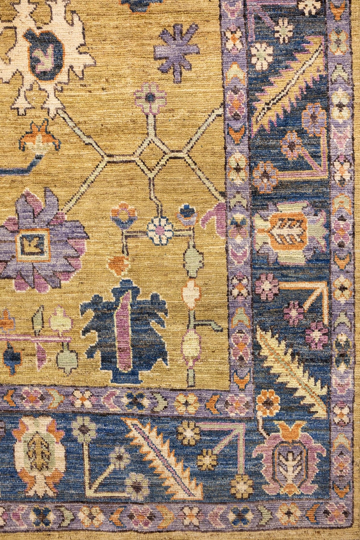 OushakHandwoven Traditional Rug, J86820
