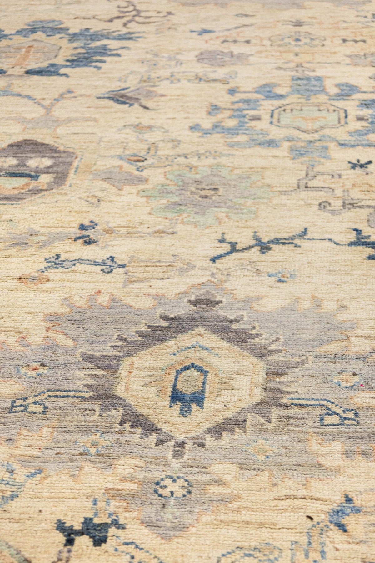 Oushak Handwoven Traditional Rug, J86836