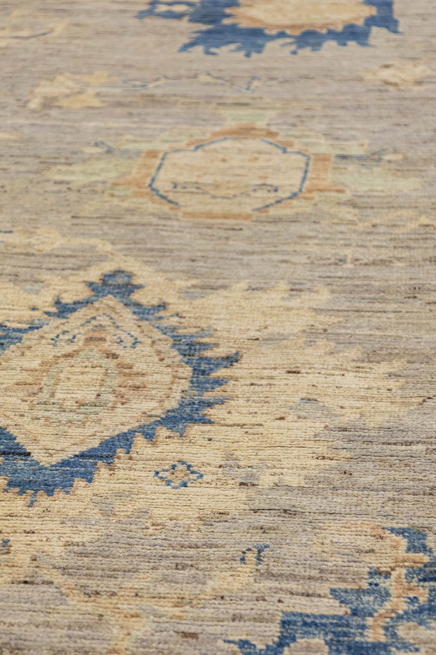 Oushak Handwoven Traditional Rug, J86860