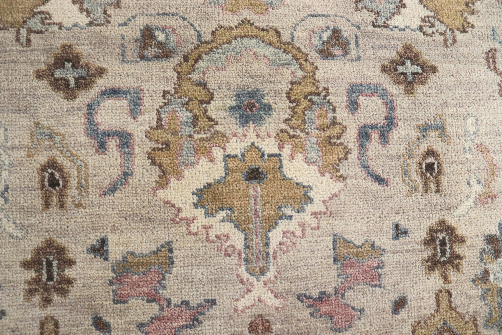Oushak 4 Handwoven Traditional Rug, J71566