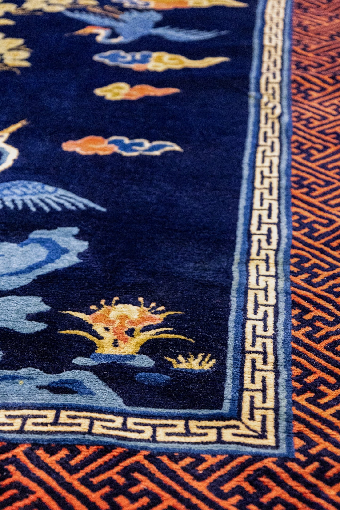 Antique Peking Handwoven Traditional Rug, J87313