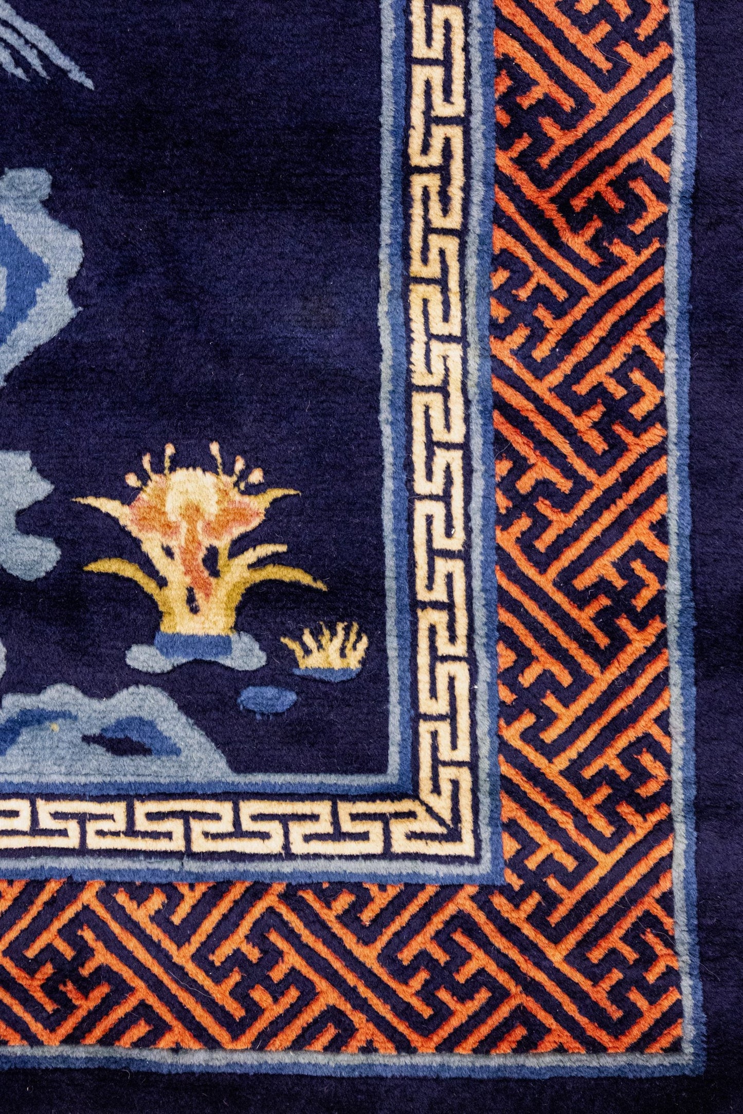Antique Peking Handwoven Traditional Rug, J87313