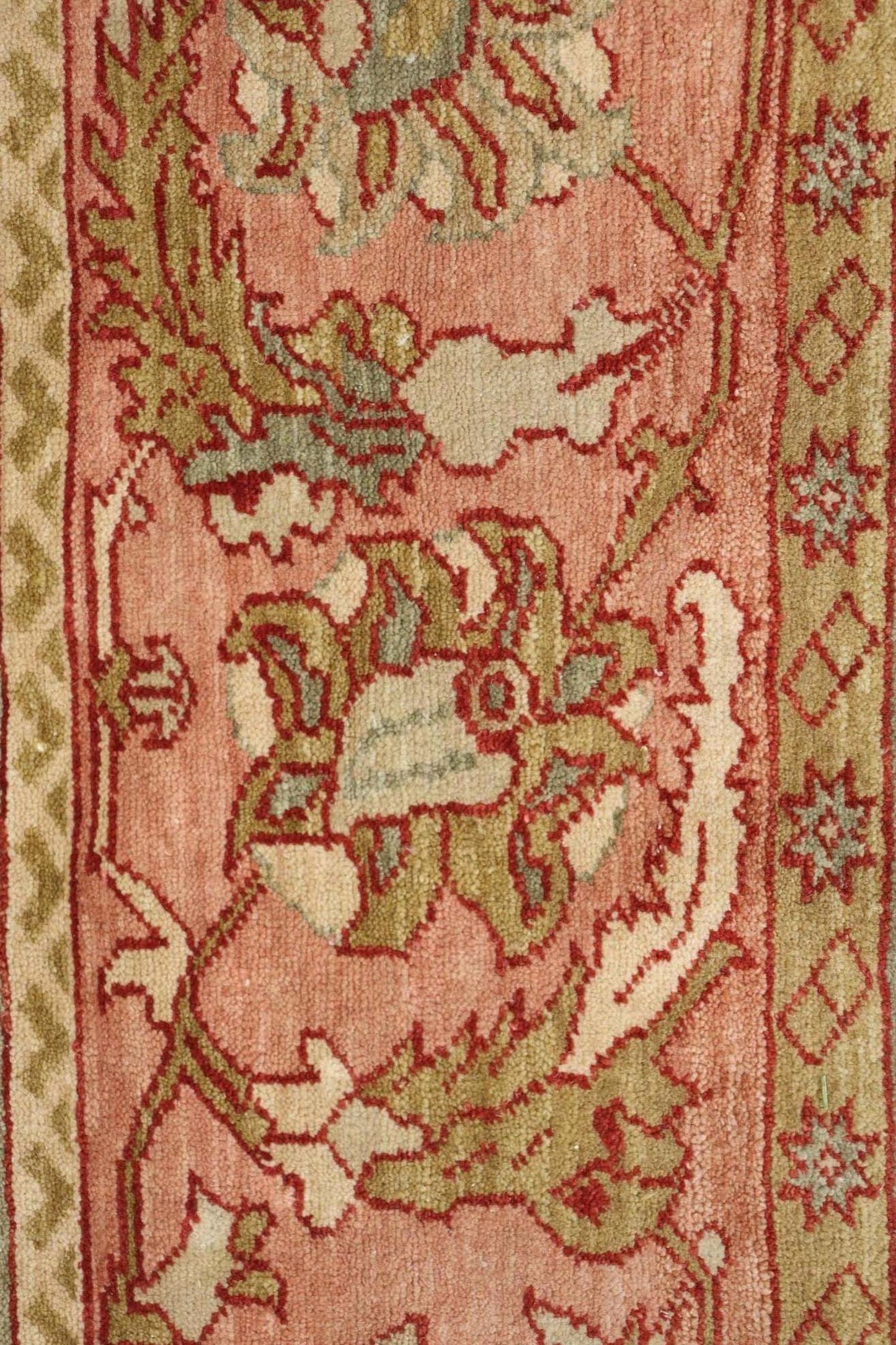 Polonaise Handwoven Traditional Rug, 81812