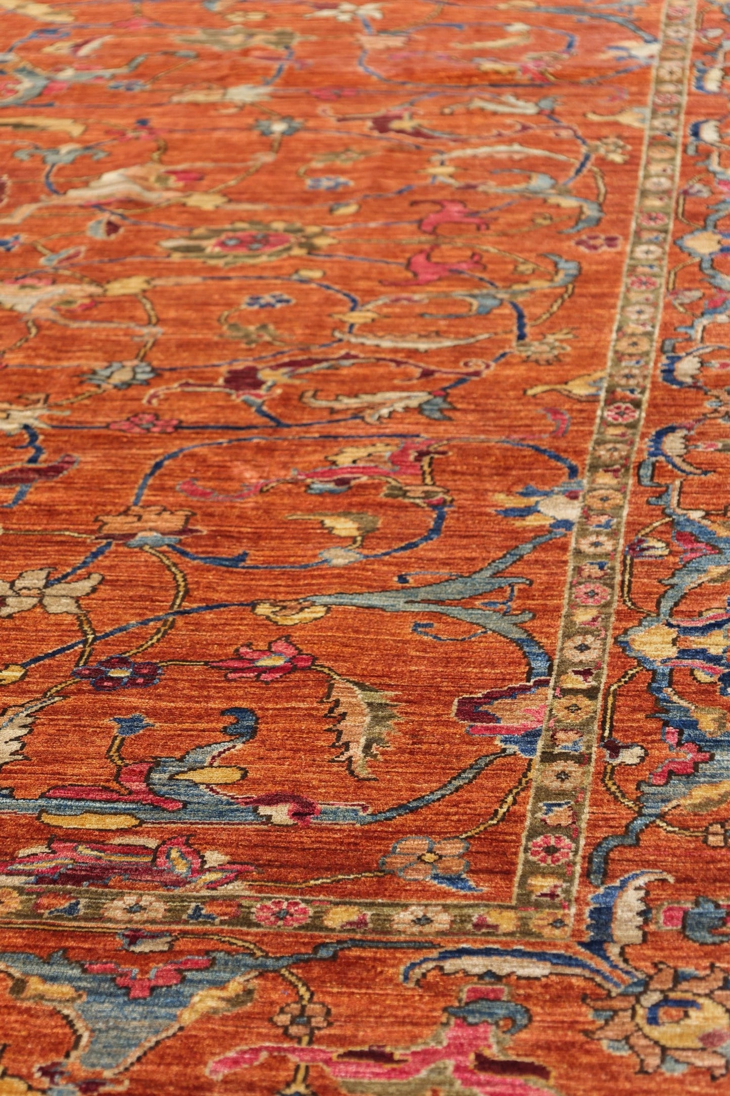 Polonaise Handwoven Traditional Rug, J79728