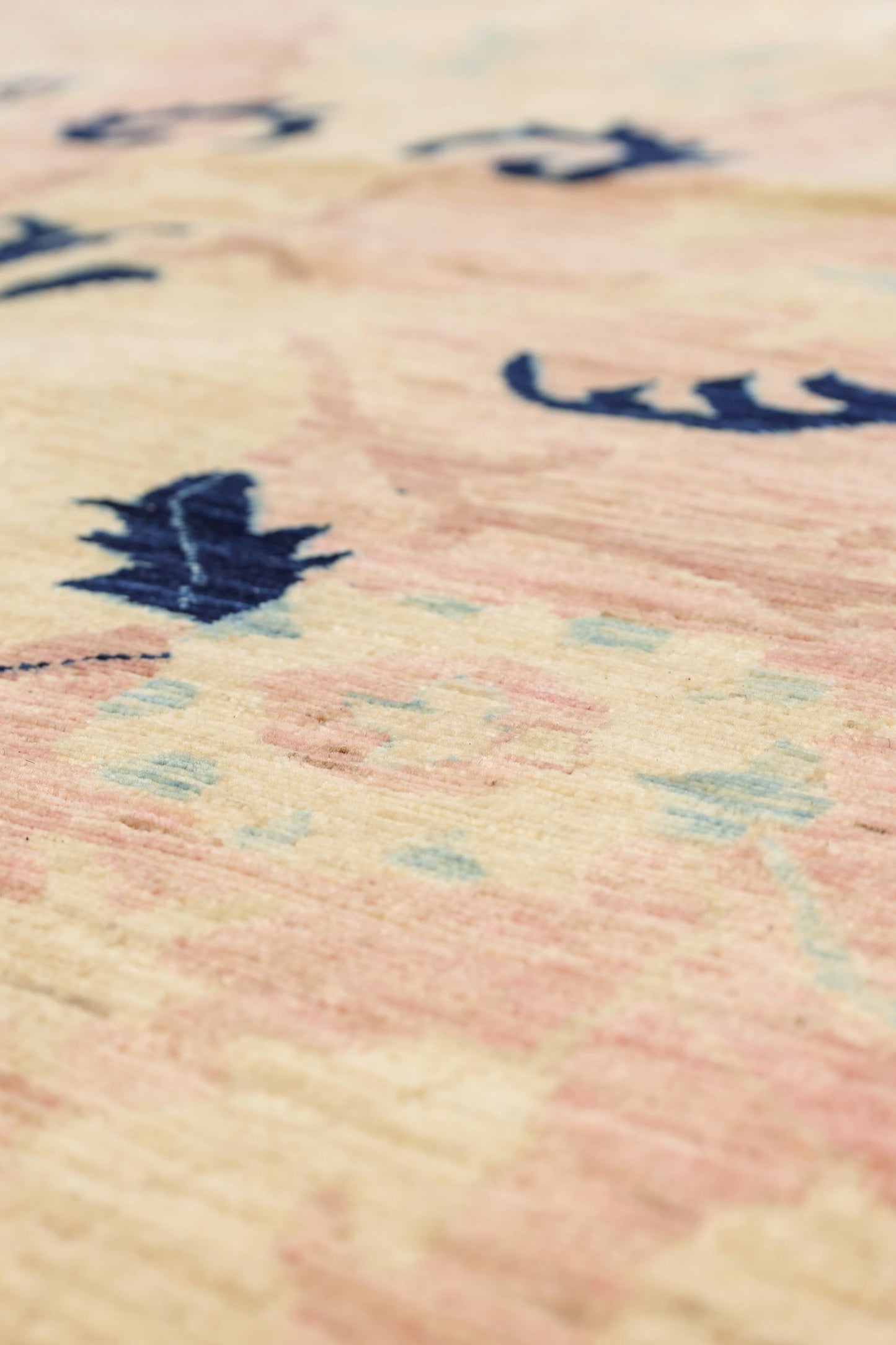 Polonaise Handwoven Traditional Rug, J79826