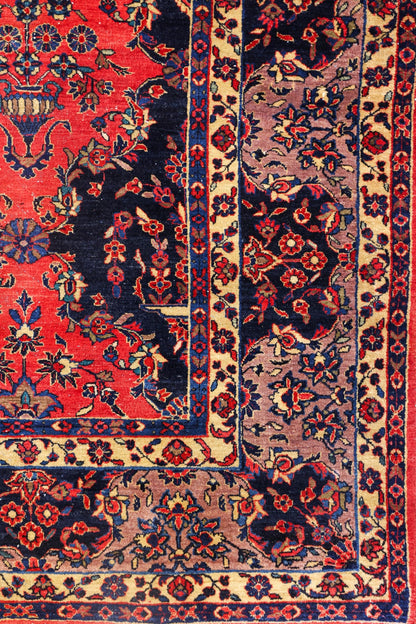 Antique Sarouk Handwoven Traditional Rug, J78389