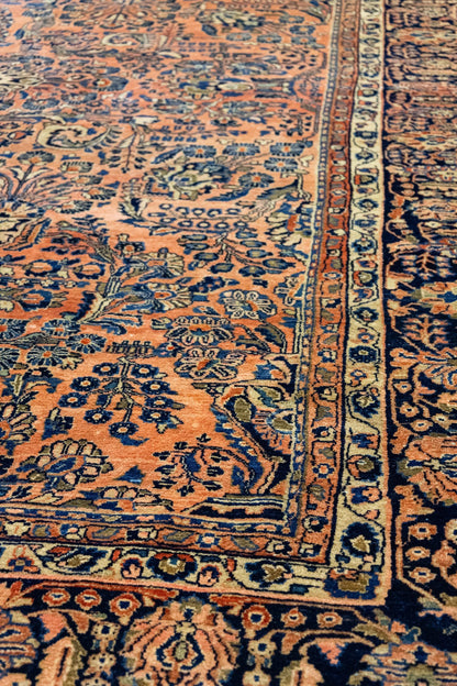 Antique Sarouk Handwoven Traditional Rug, J88831