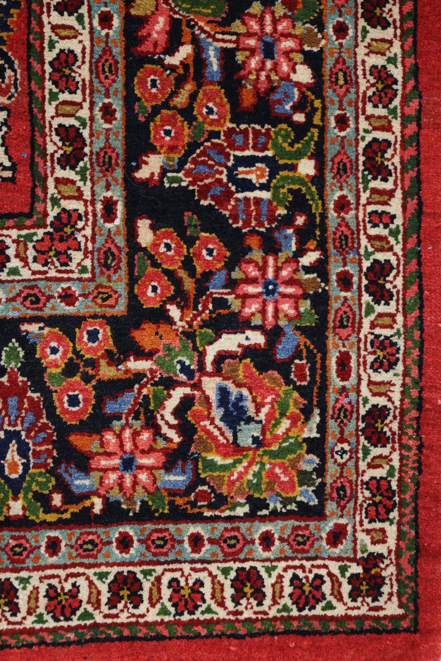 Antique Sarouk Handwoven Traditional Rug, JF8211
