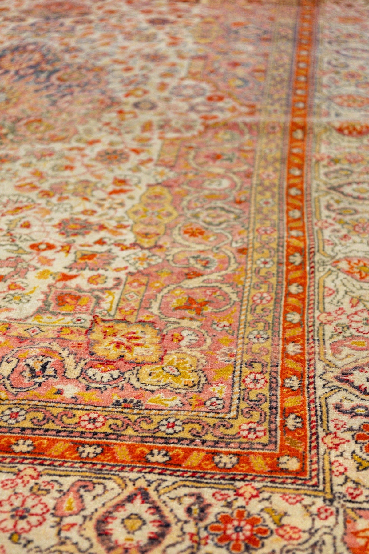 Antique Sivas Handwoven Traditional Rug, J86304
