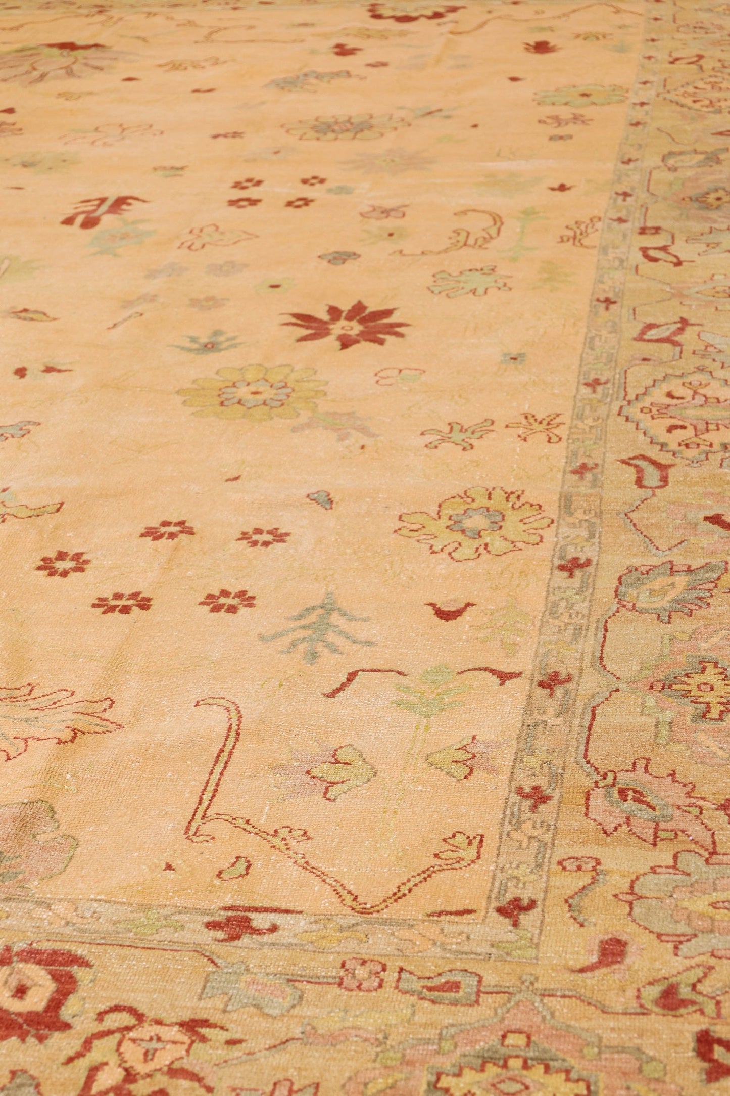 Vintage Sultanabad Handwoven Traditional Rug, J79426