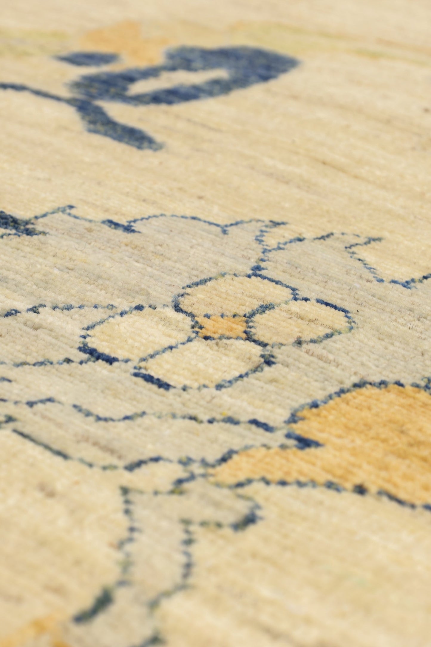 Sultanabad Handwoven Traditional Rug, J80752