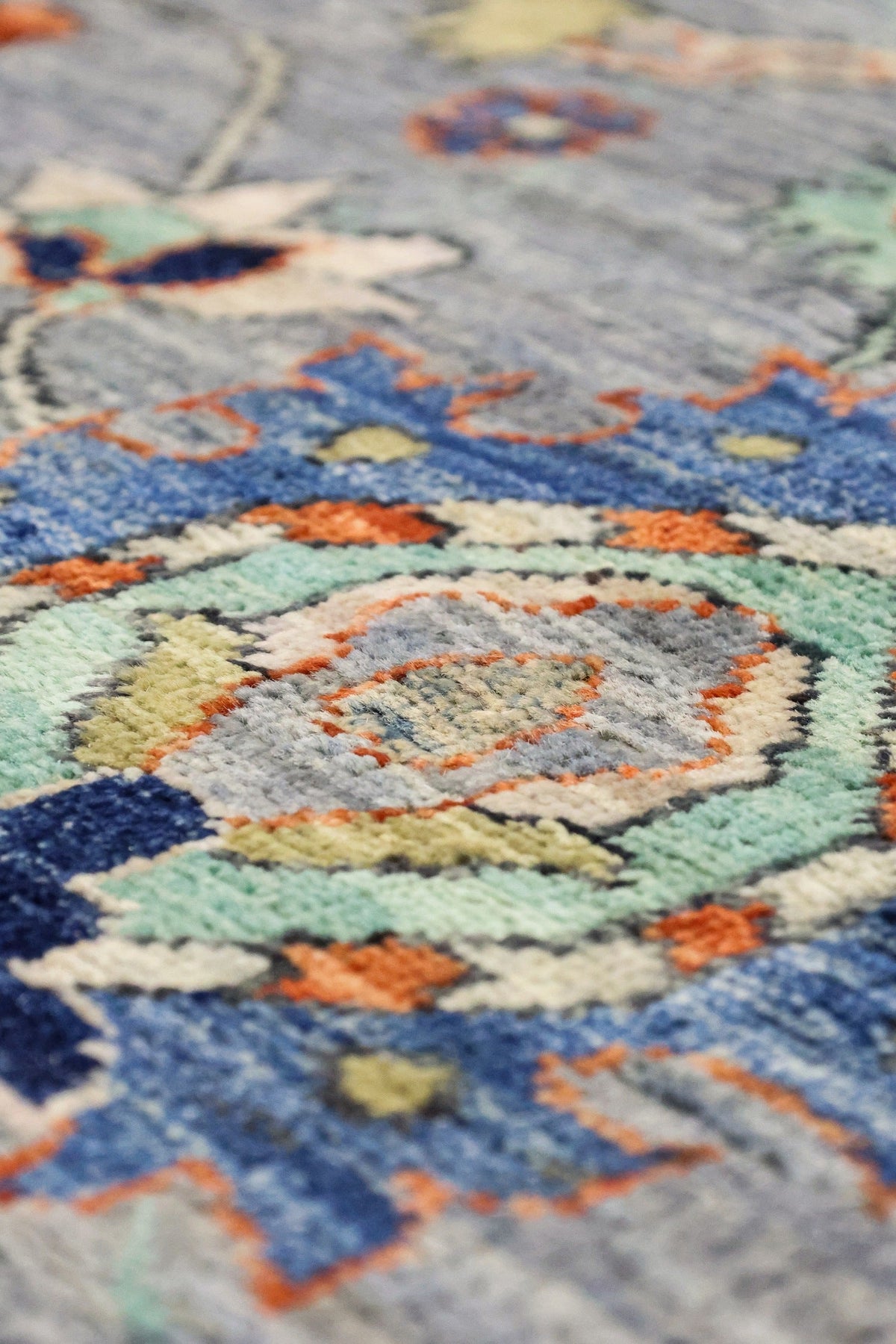 Sultanabad Handwoven Traditional Rug, J86028