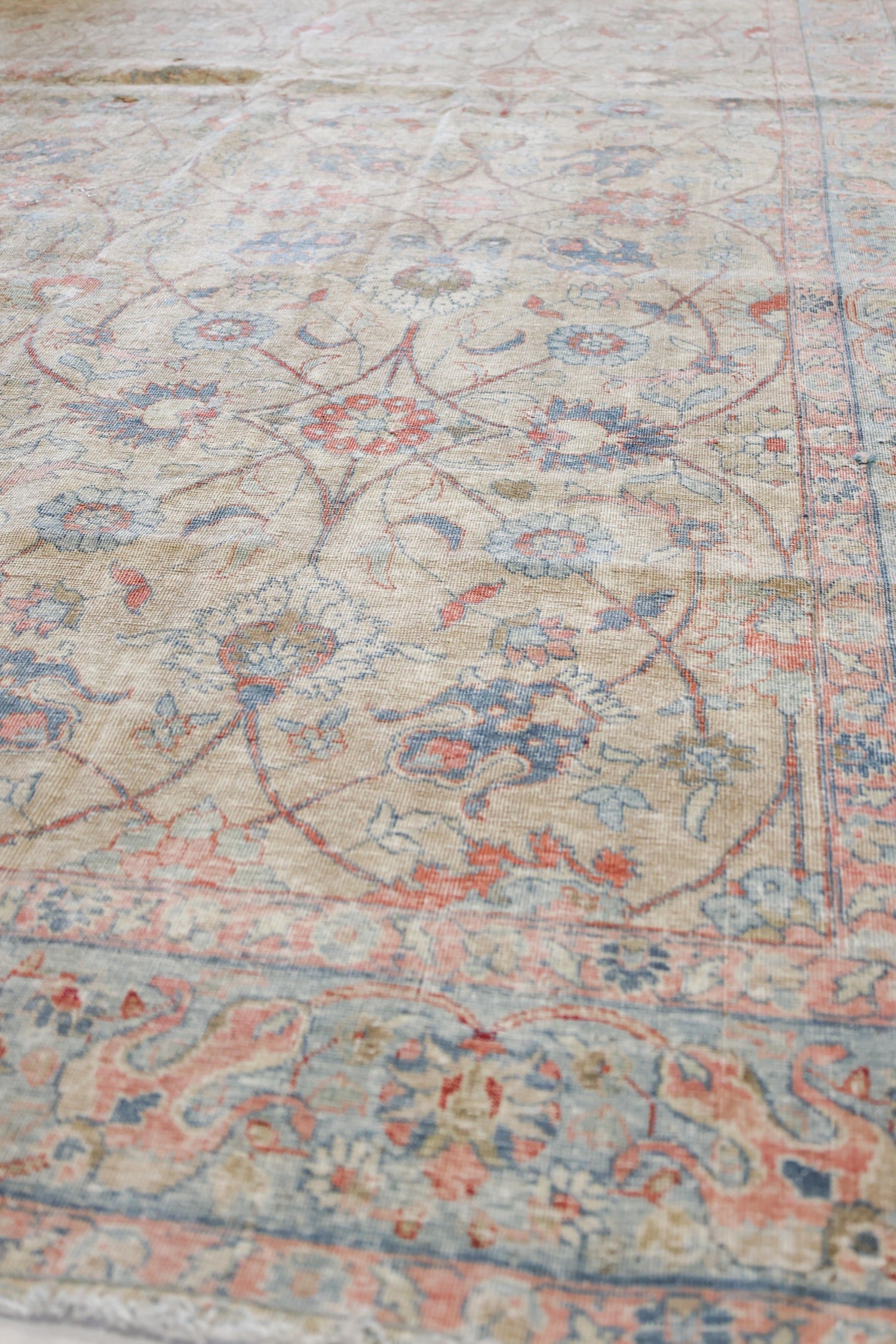 Vintage Tabriz Handwoven Traditional Rug, J67447