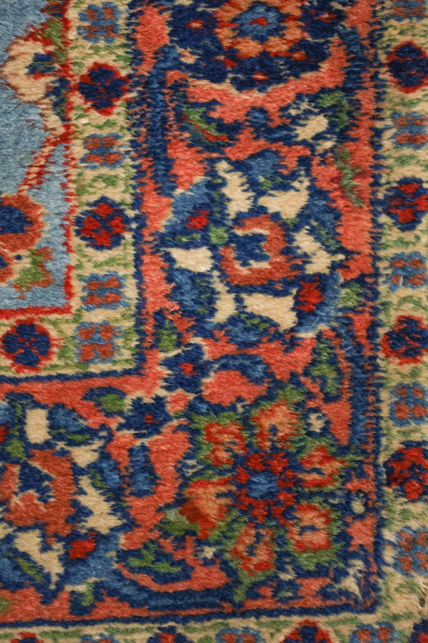 Antique Tabriz Handwoven Traditional Rug, J67529