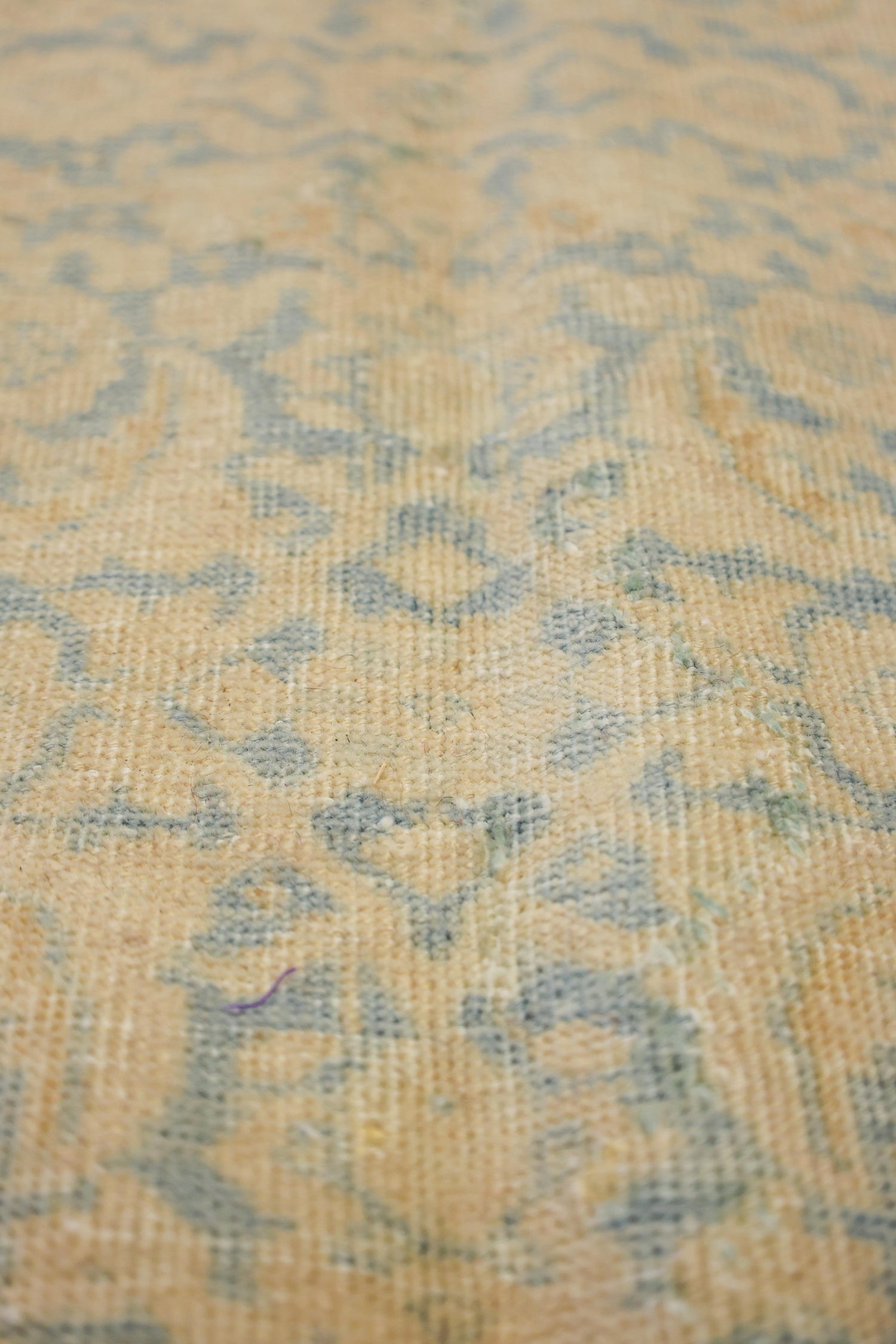 Vintage Tabriz Handwoven Traditional Rug, J67608