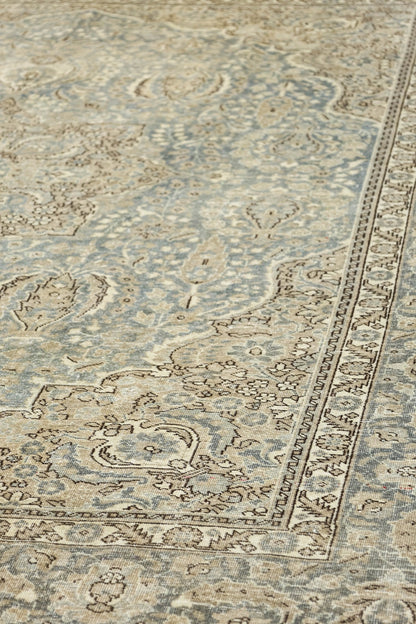 Vintage Tabriz Handwoven Traditional Rug, J68822