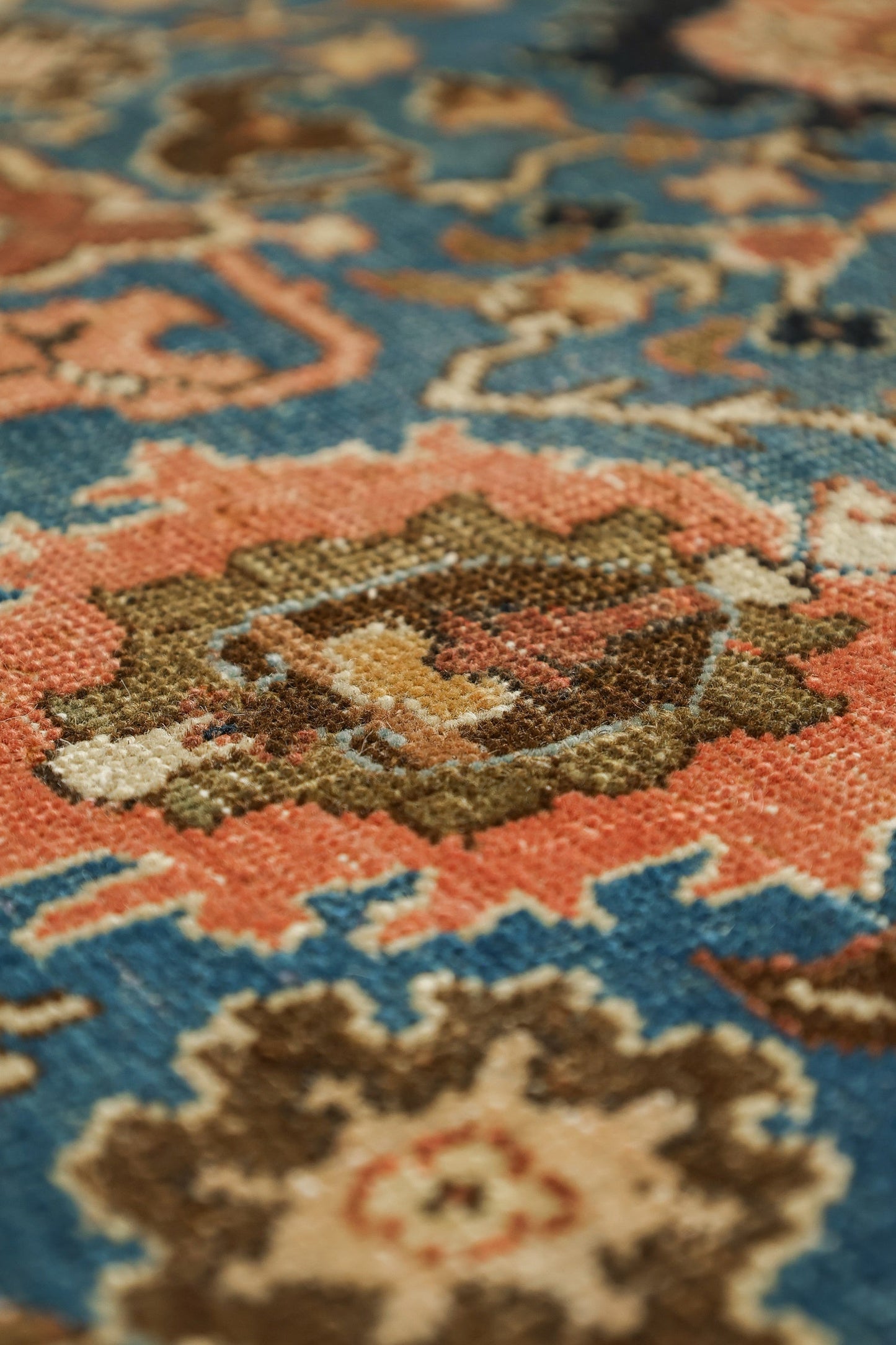 Vintage Tabriz Handwoven Traditional Rug, J73047