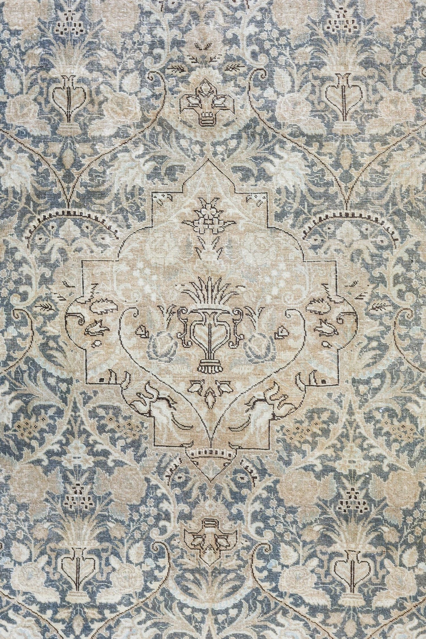 Vintage Tabriz Handwoven Traditional Rug, J78891