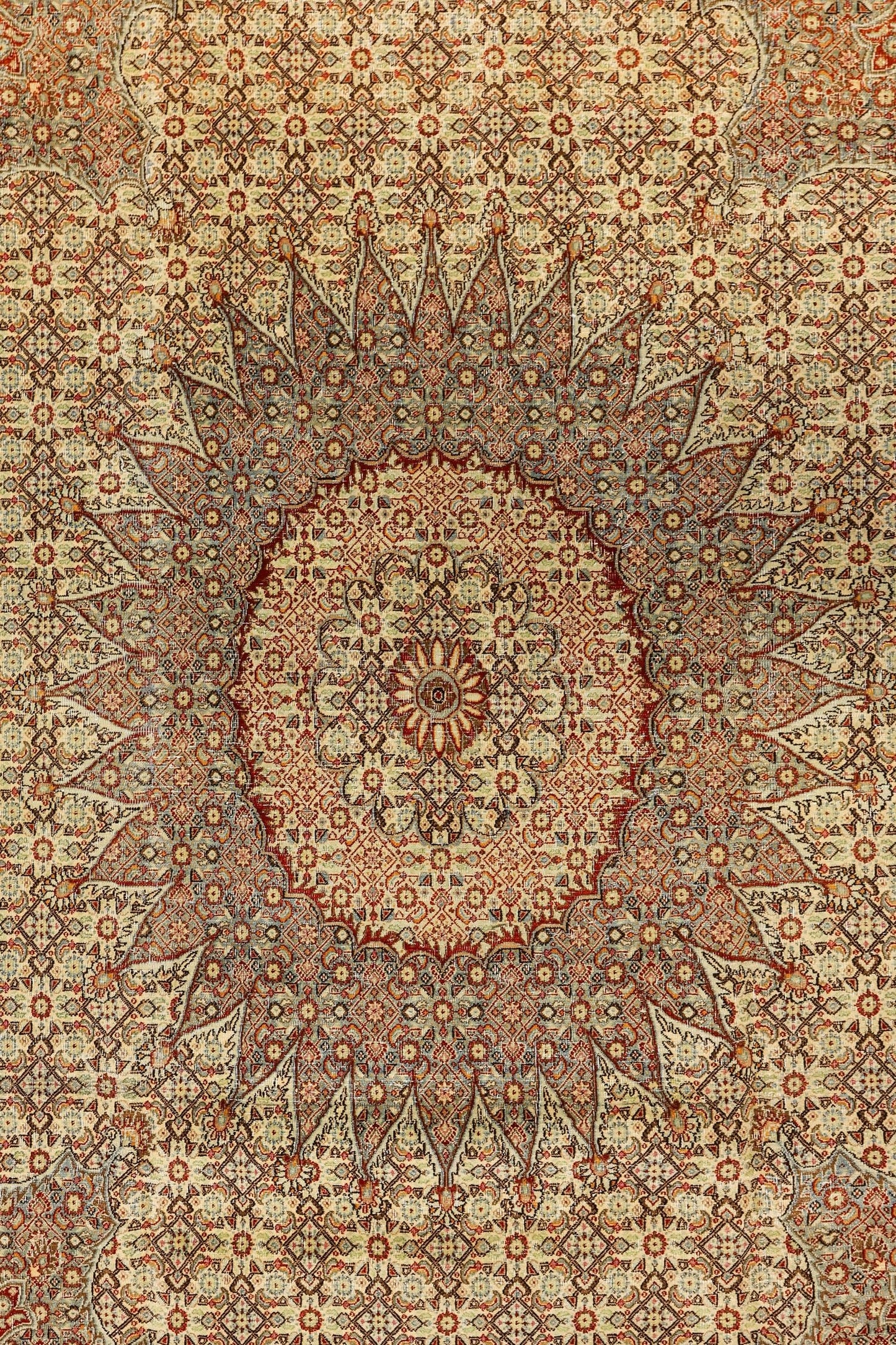 Vintage Tabriz Handwoven Traditional Rug, J79411