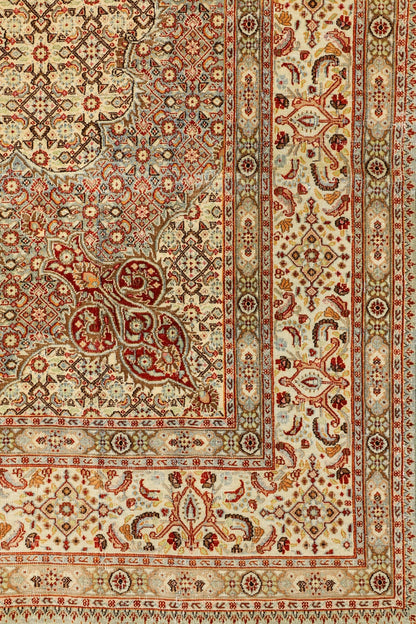 Vintage Tabriz Handwoven Traditional Rug, J79411