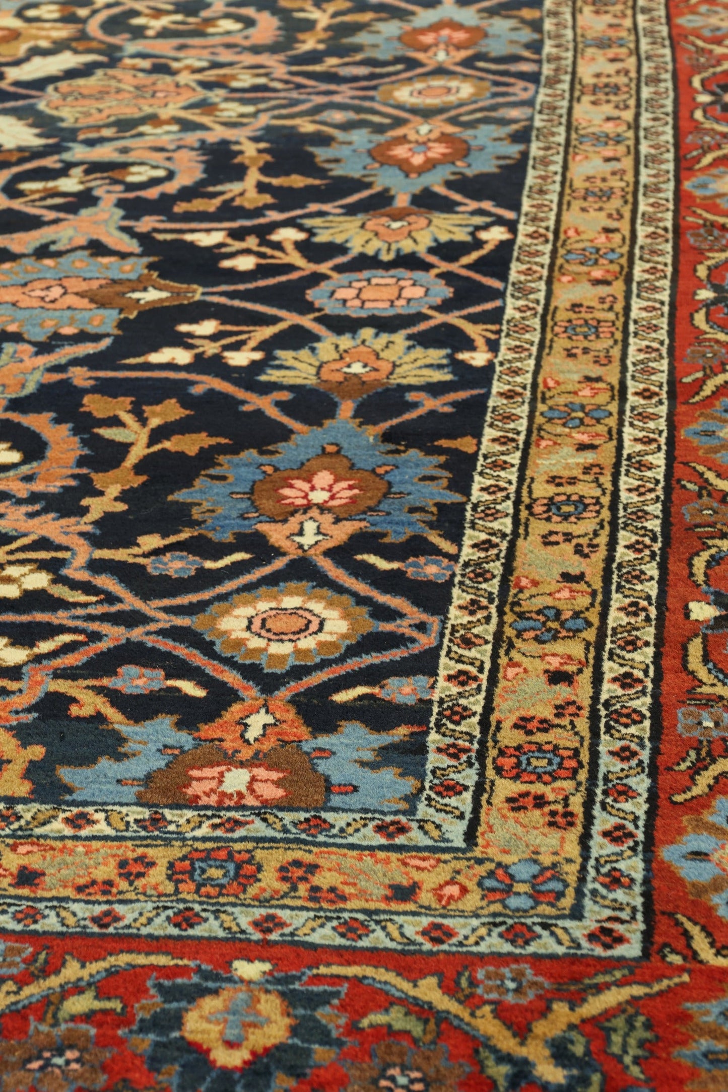 Antique Tabriz Handwoven Traditional Rug, J80695