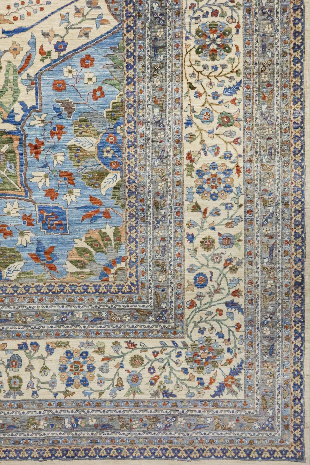 Haji Jalili Tabriz Handwoven Traditional Rug, J81410