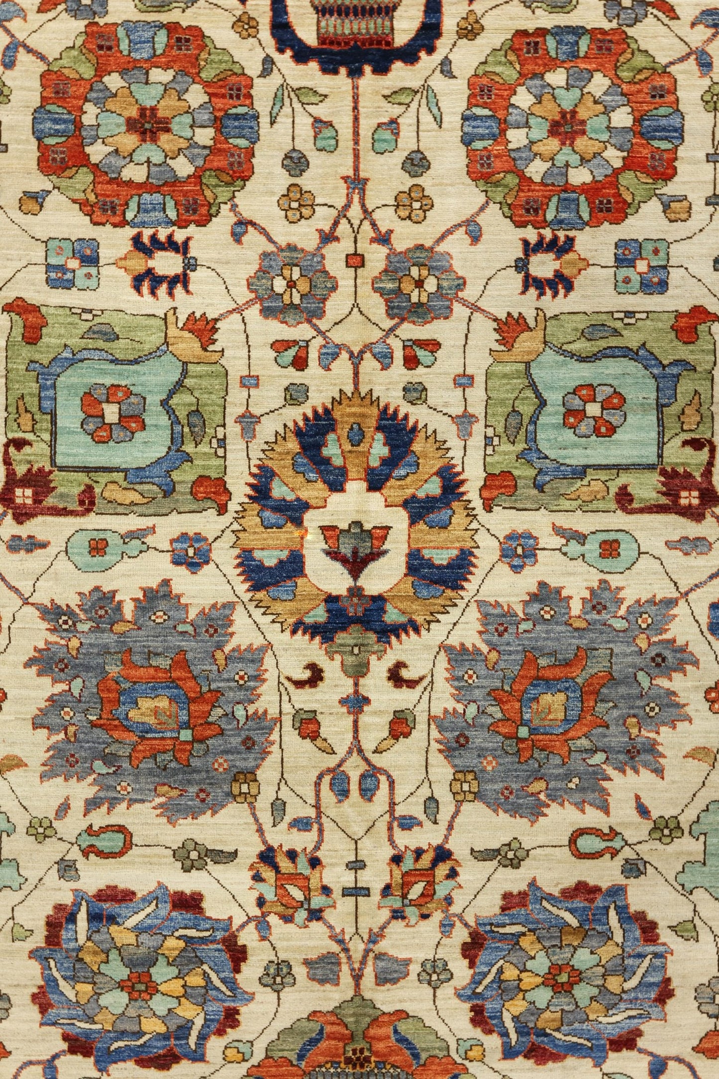 Vase Handwoven Traditional Rug, J81056
