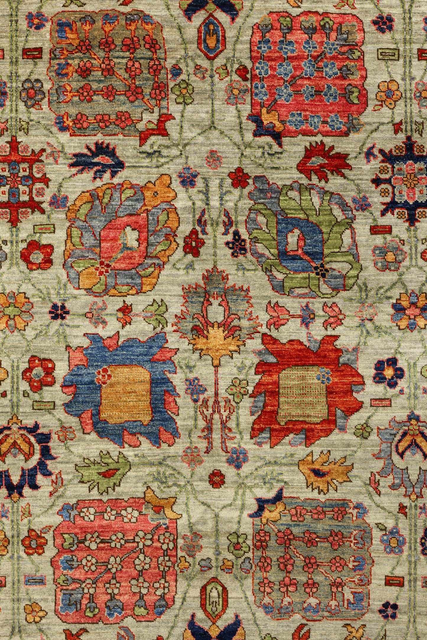 Vase Handwoven Traditional Rug, J81095
