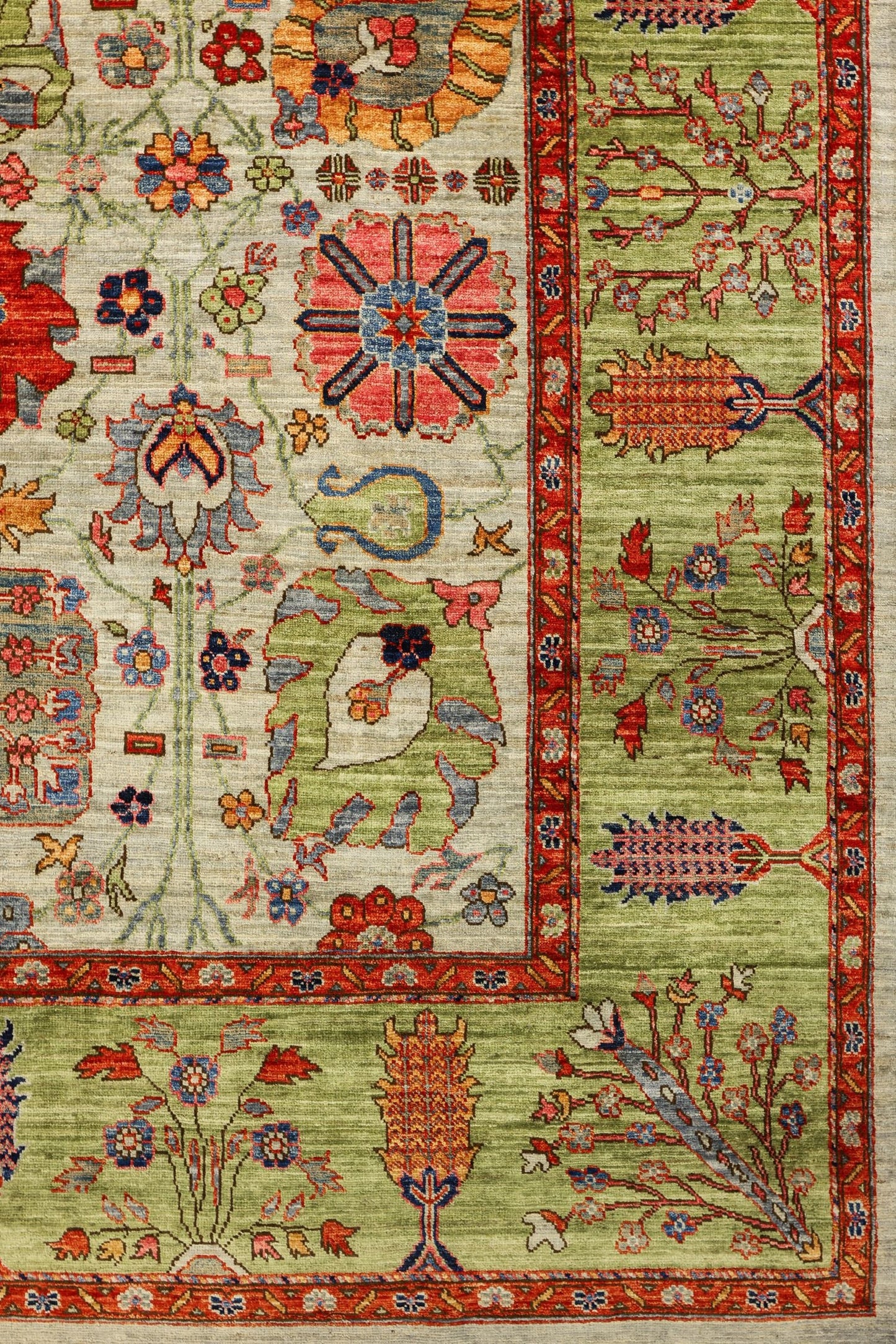 Vase Handwoven Traditional Rug, J81095