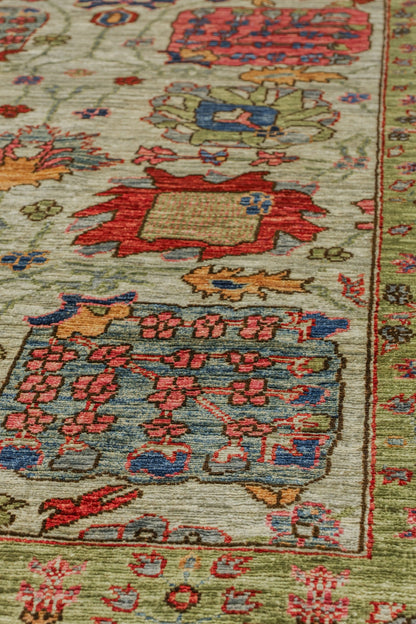 Vase Handwoven Traditional Rug, J81122