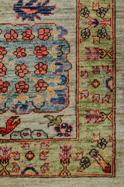 Vase Handwoven Traditional Rug, J81122