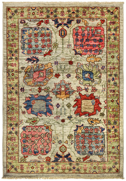 Vase Handwoven Traditional Rug