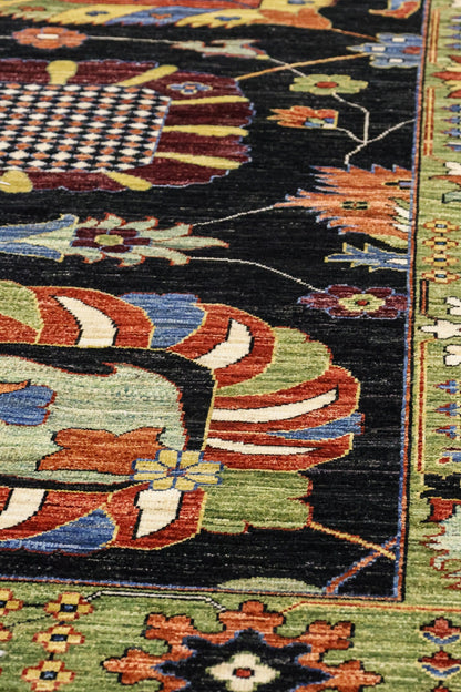 Vase Handwoven Traditional Rug, J81343