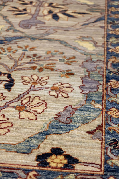 William Morris Handwoven Traditional Rug, J87773