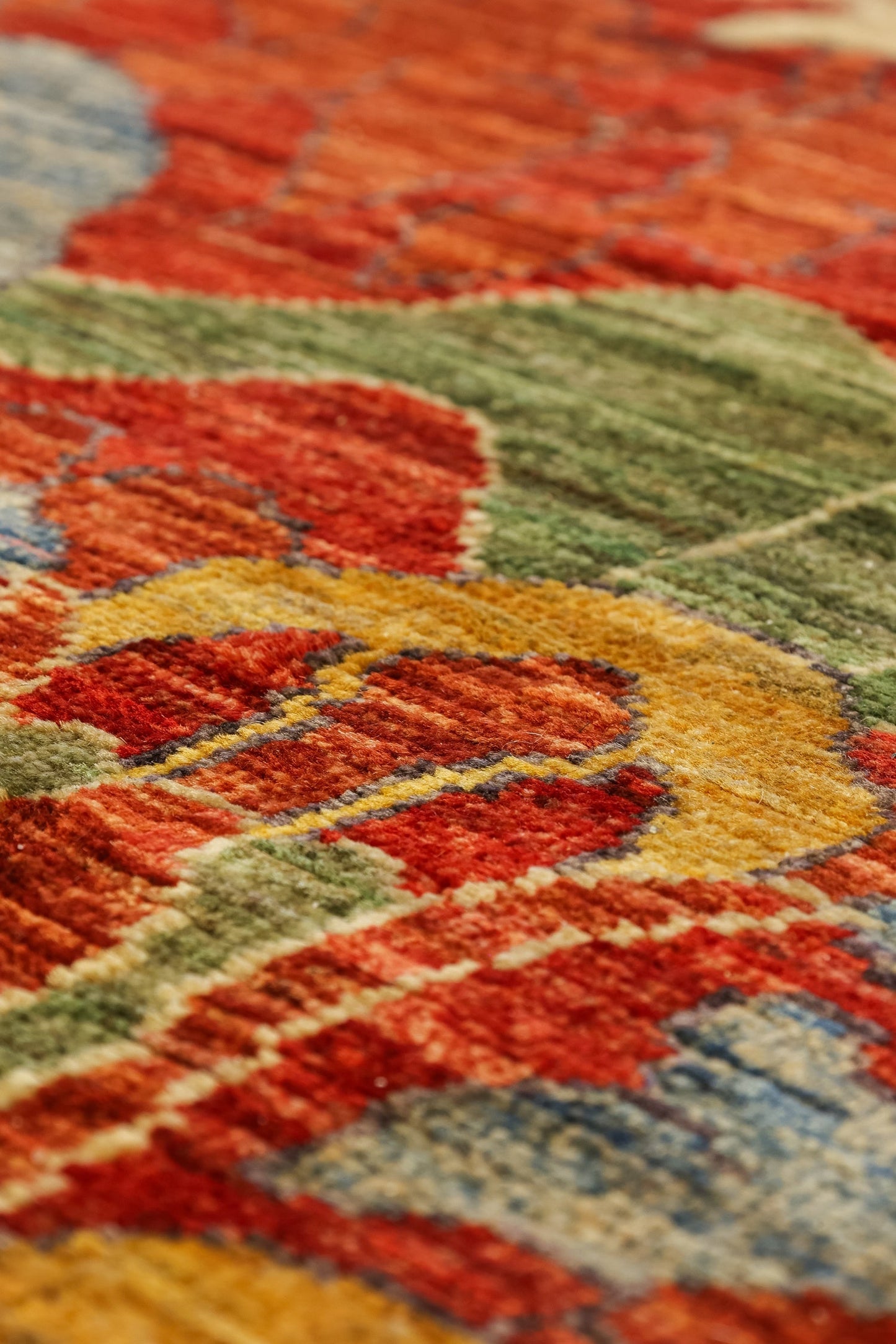 William Morris Handwoven Traditional Rug, J81041