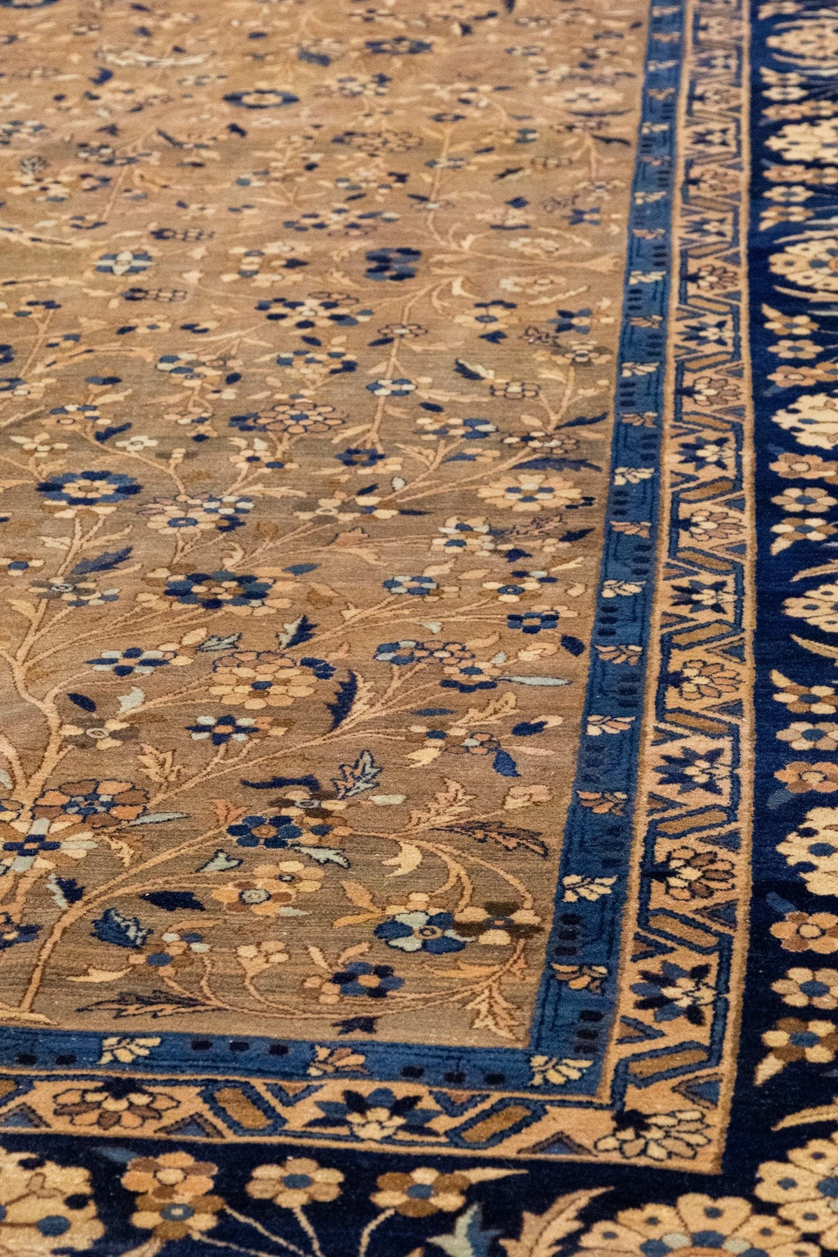 Antique Yezd Handwoven Traditional Rug, J86126