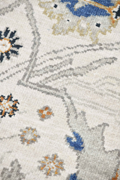 Arabesque Handwoven Transitional Rug, J70305