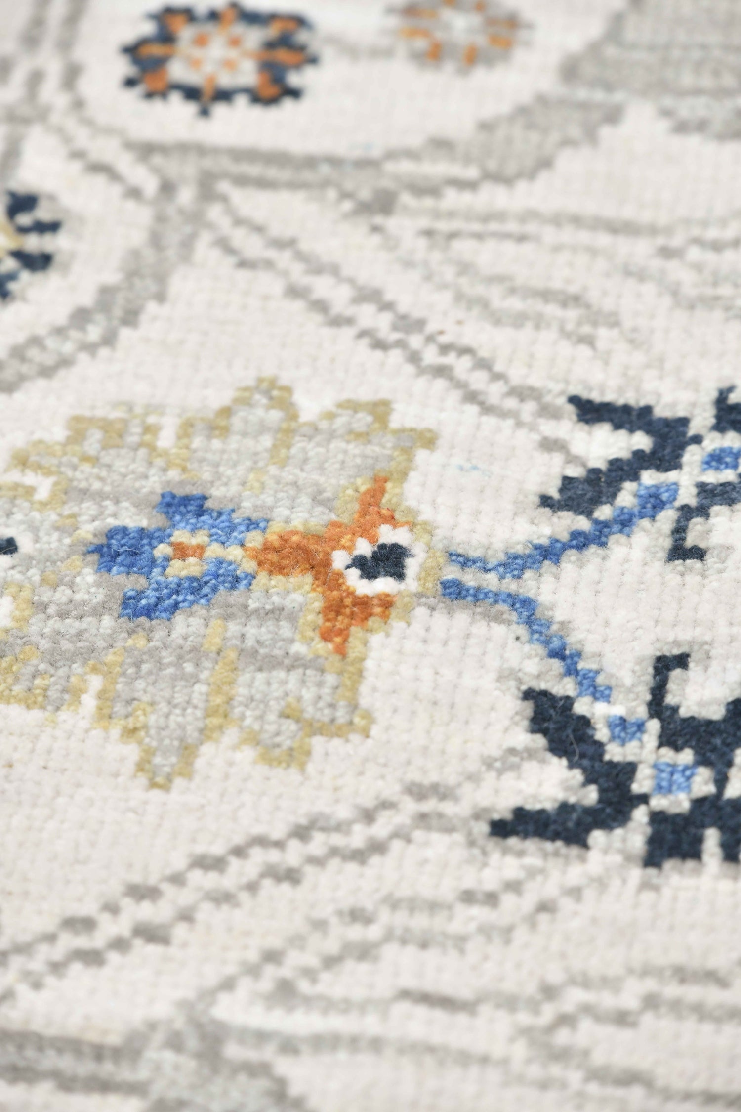 Arabesque Handwoven Closeout Rug, J70307