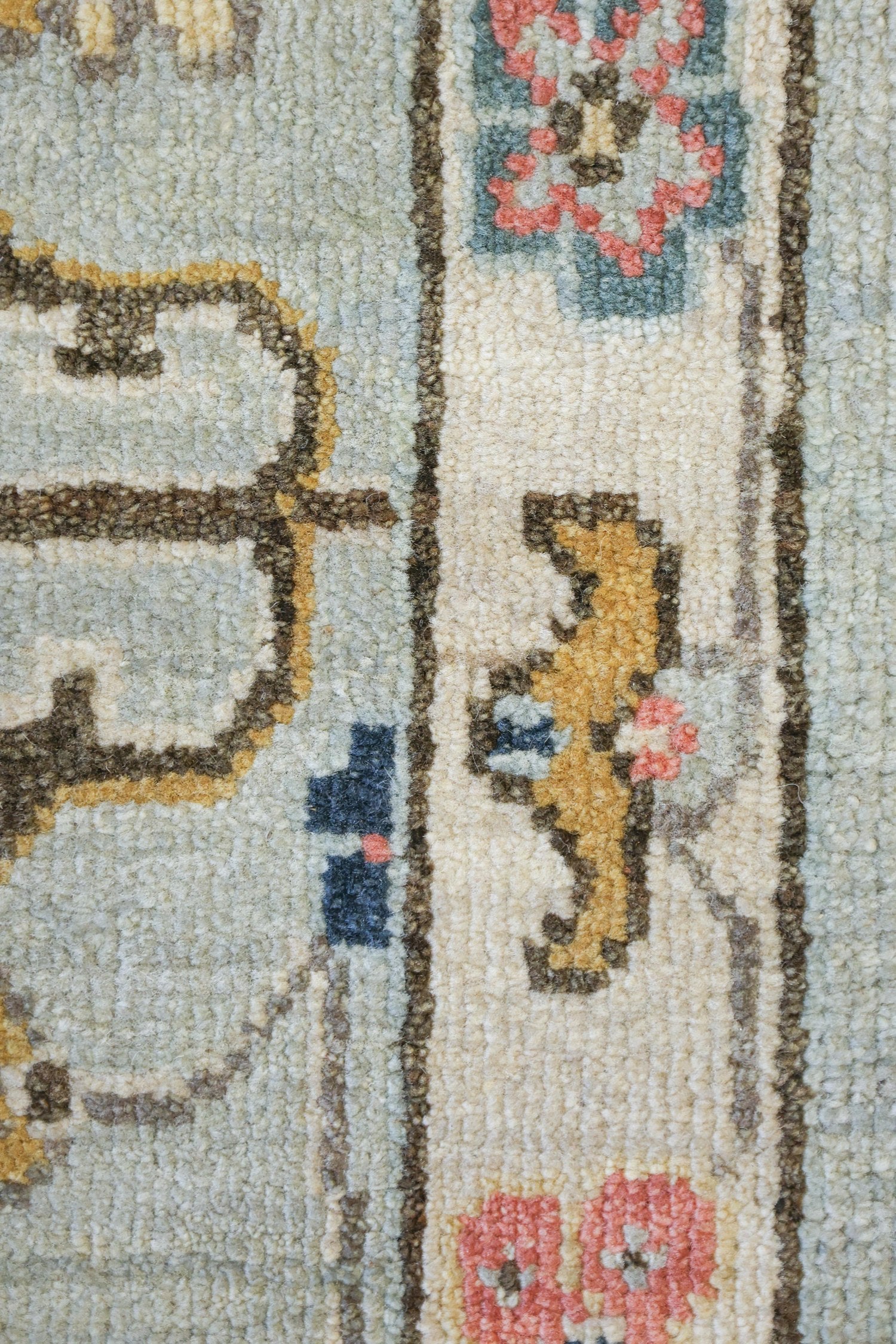 Arabesque Handwoven Transitional Rug, J70347