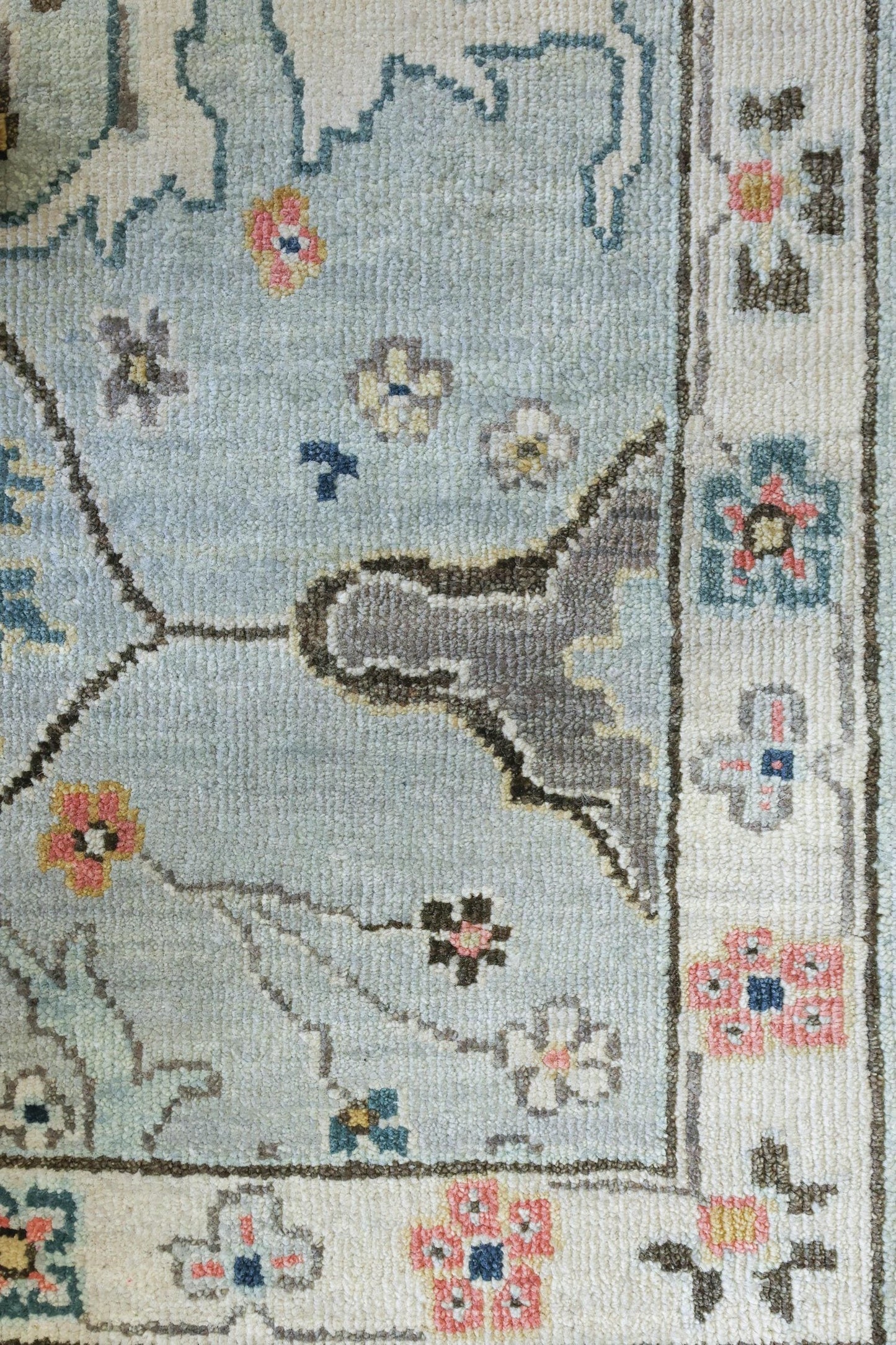 Arabesque Handwoven Transitional Rug, J70347
