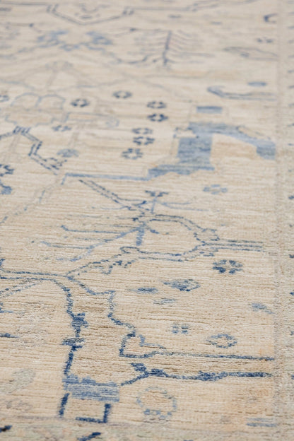 Arabesque Handwoven Transitional Rug, J86852