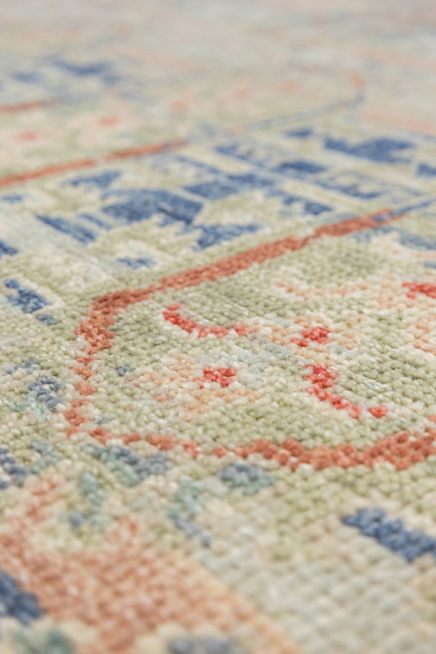 Baluchi Handwoven Transitional Rug, J88865
