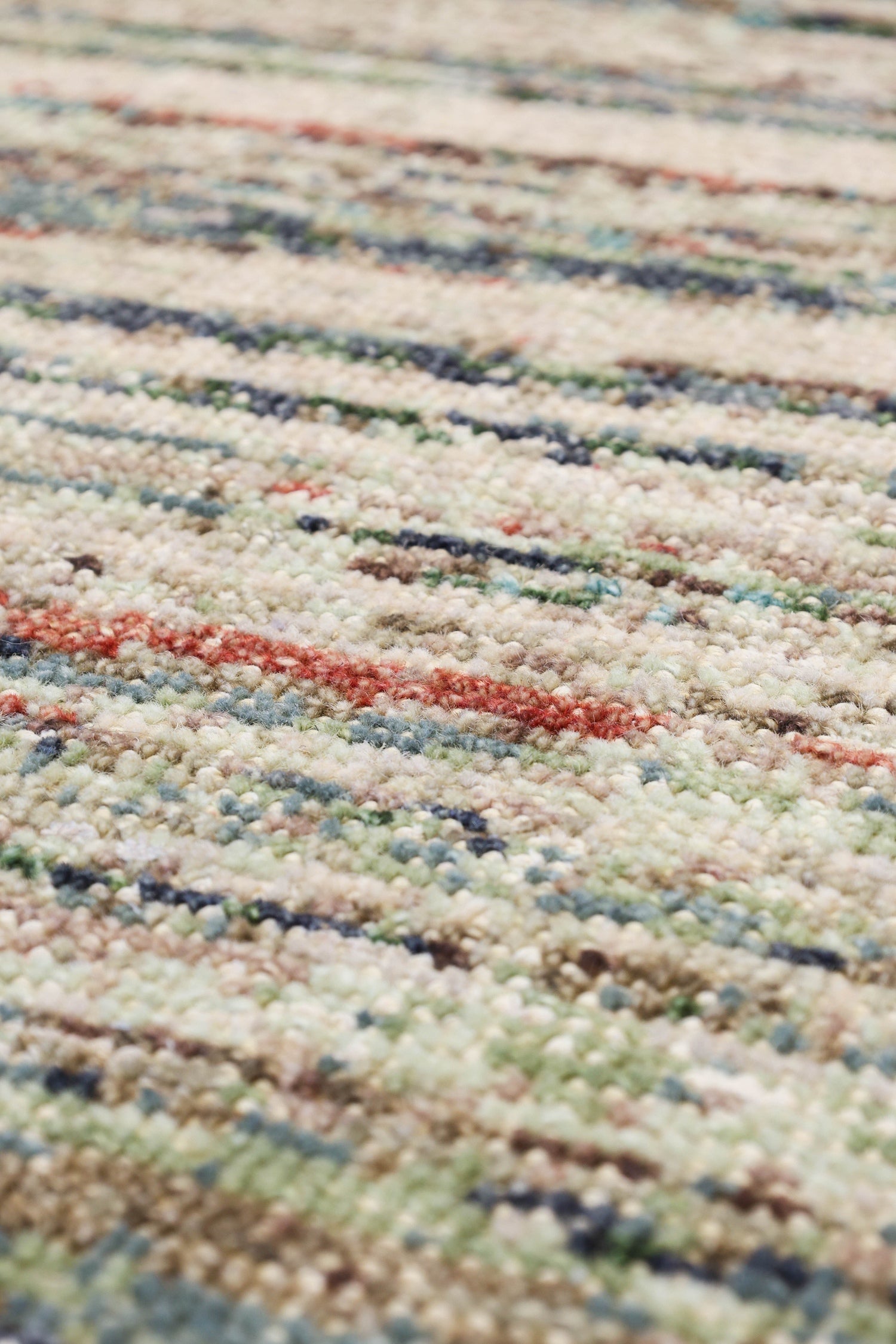 Brimfield Handwoven Transitional Rug, J78378