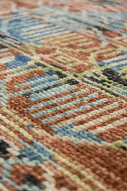 Chainwave Handwoven Transitional Rug, J88131