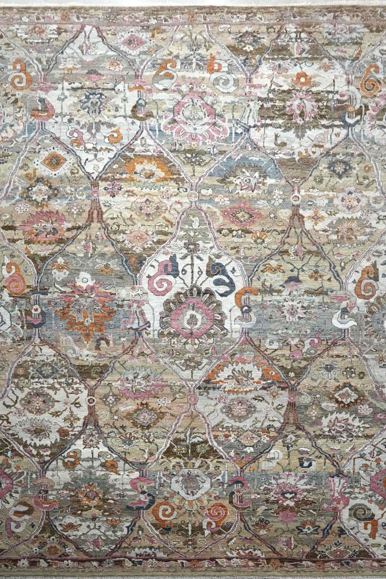 Erased Sultanabad Handwoven Transitional Rug