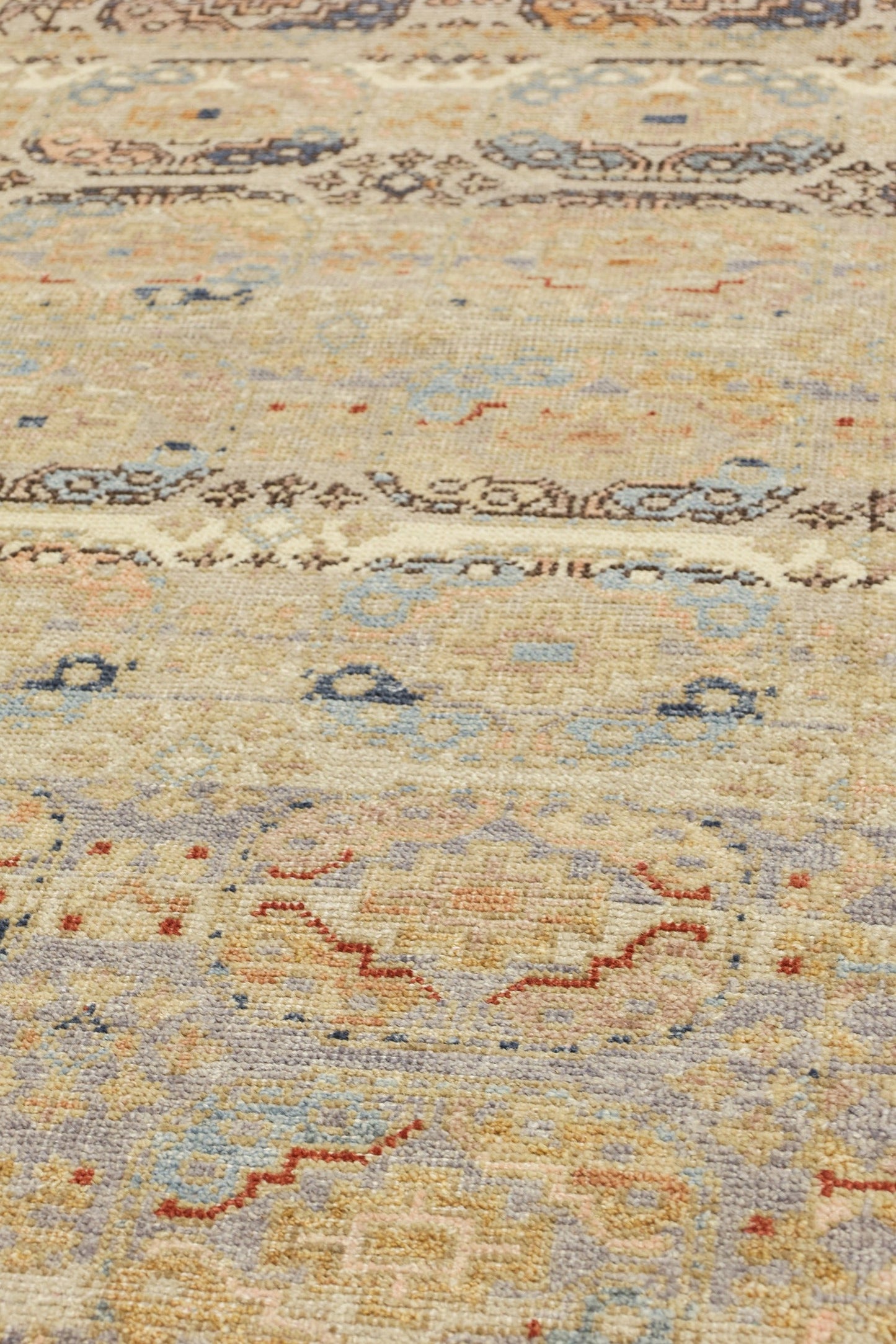 Ersari Gul Handwoven Transitional Rug, J80617