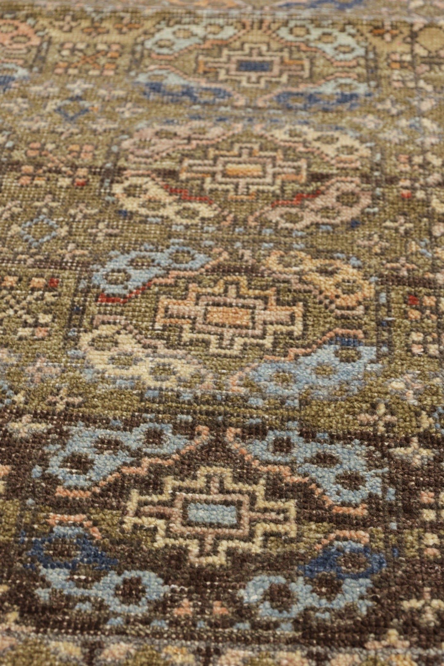 Ersari Gul Handwoven Transitional Rug, J80619