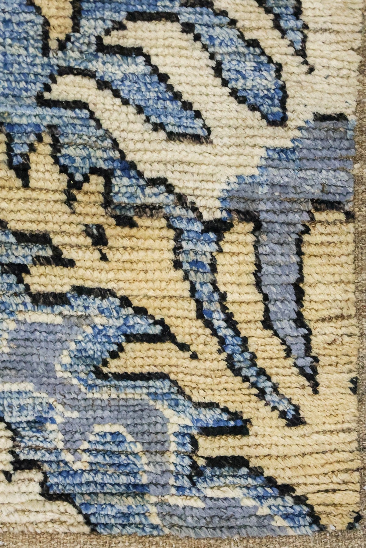 European Handwoven Transitional Rug, J81407