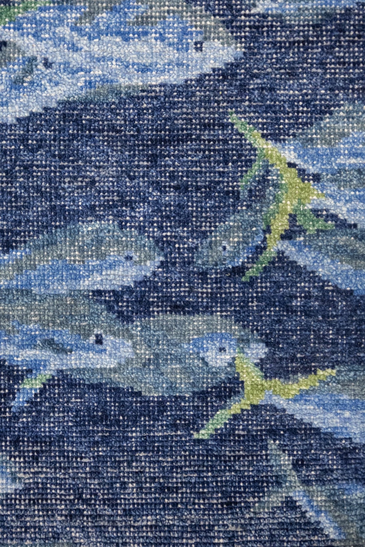 Fish School Handwoven Transitional Rug, J87570
