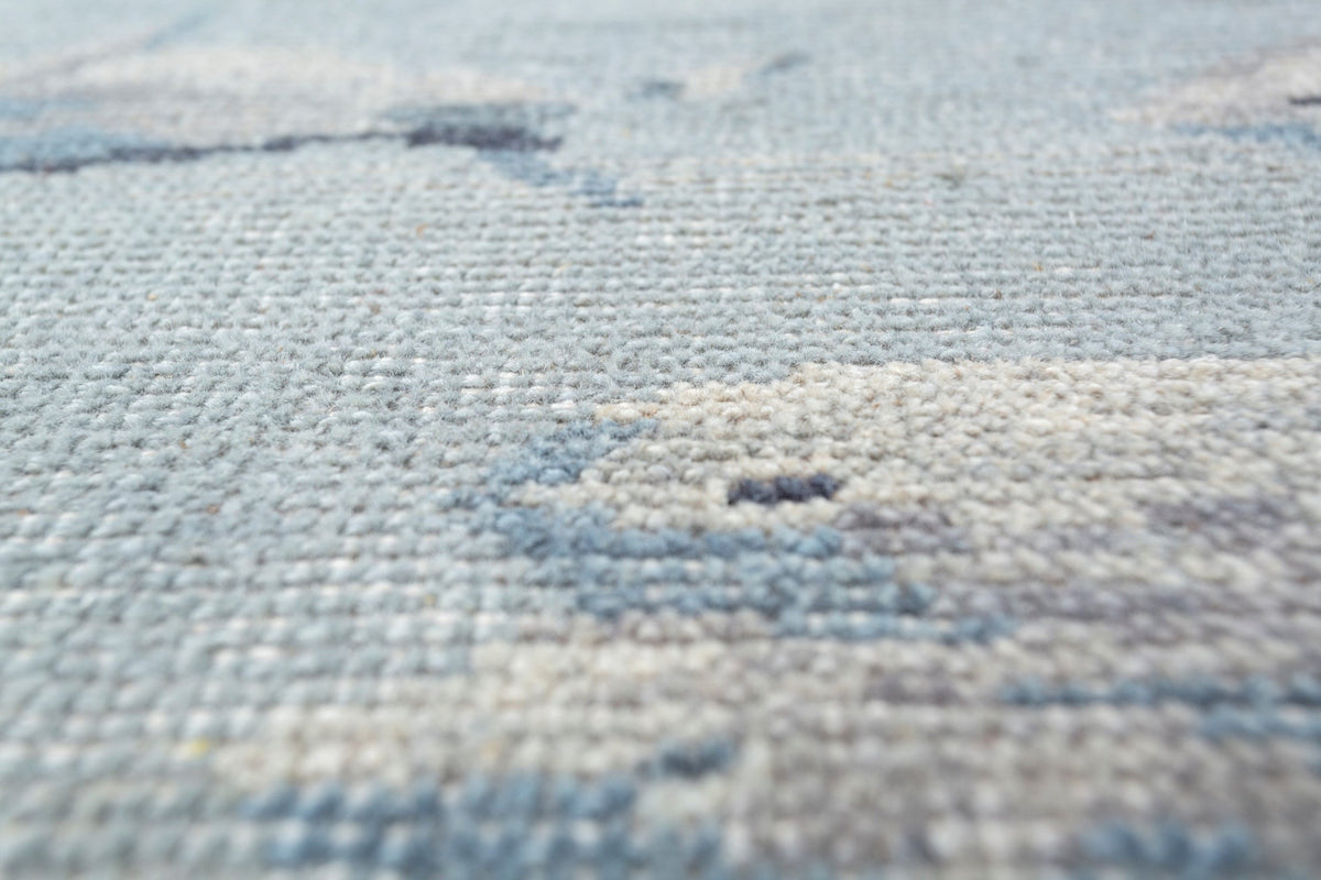 Fish School Handwoven Transitional Rug, J87641